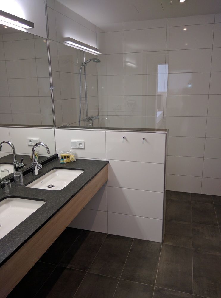 Hotel Zur-Borke Neuenrade Luaran gambar